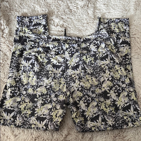 Lululemon Athletica Black and Yellow Floral Pants - Picture 4 of 4